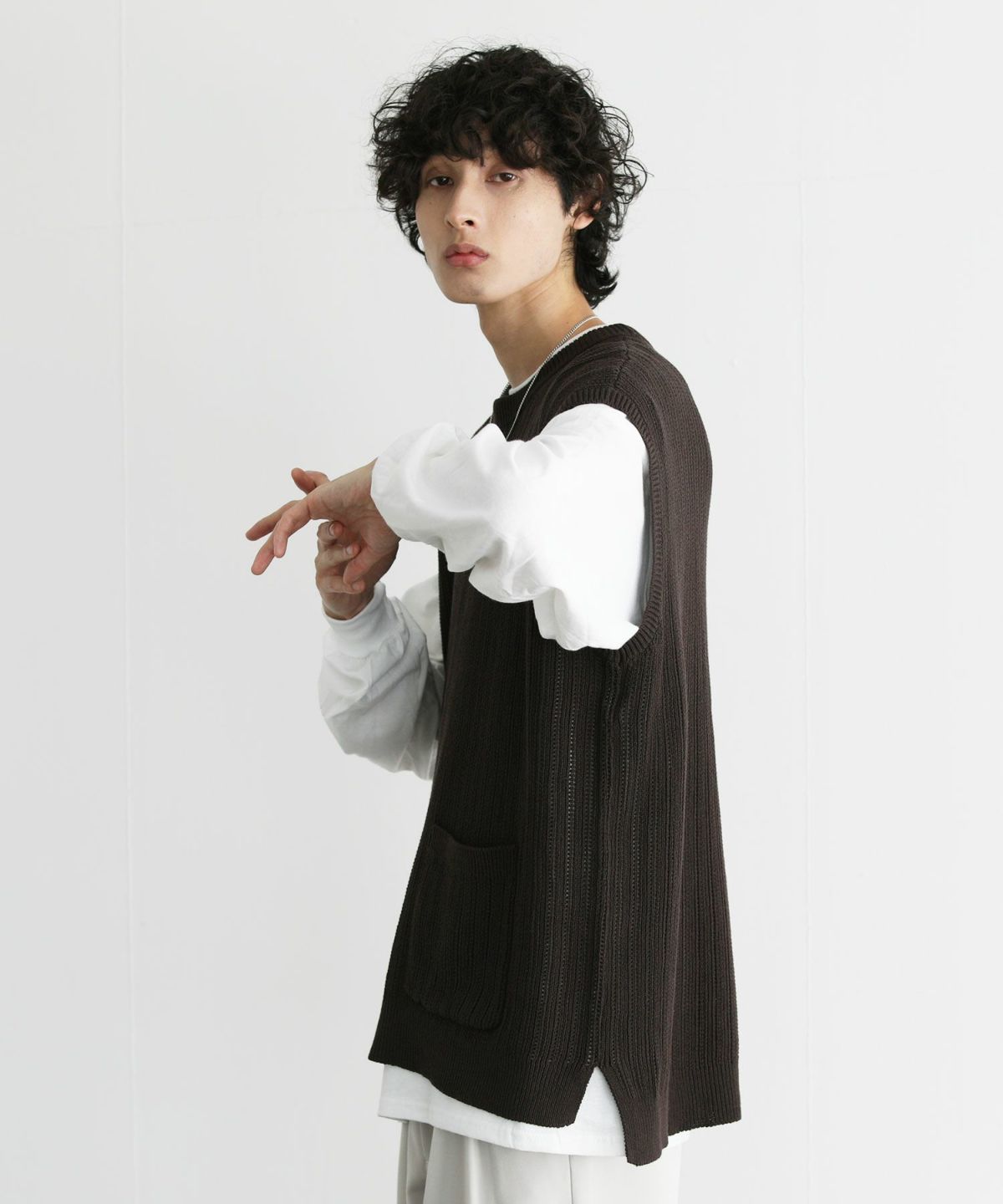 VICTIM]KNIT VEST | OPENING ACT