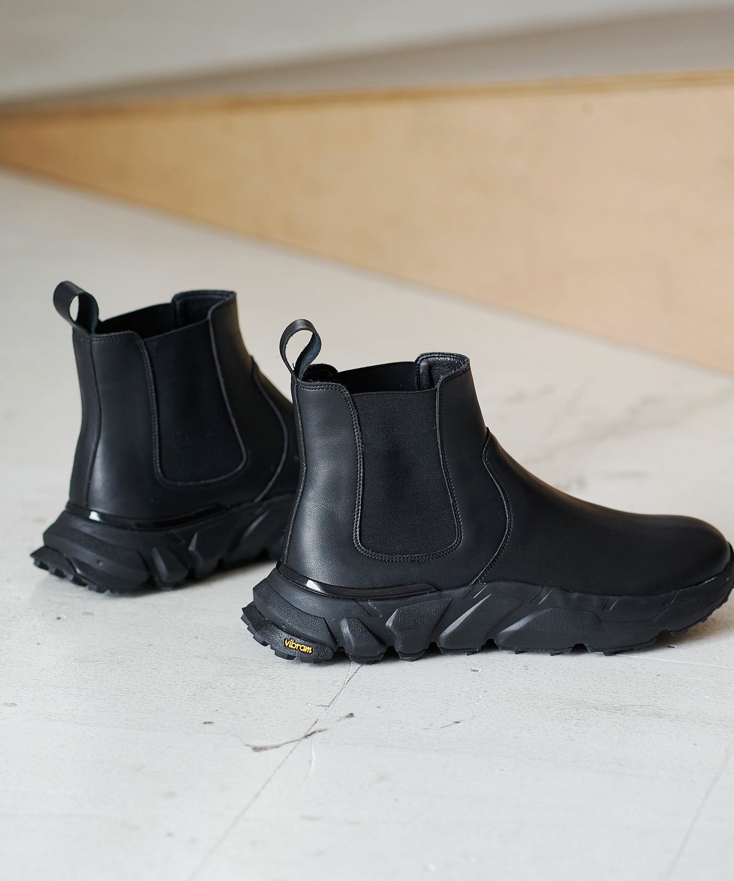 Vibram × OPENING ACT] Vibramソールレザーサイドゴアブーツ | OPENING ACT 