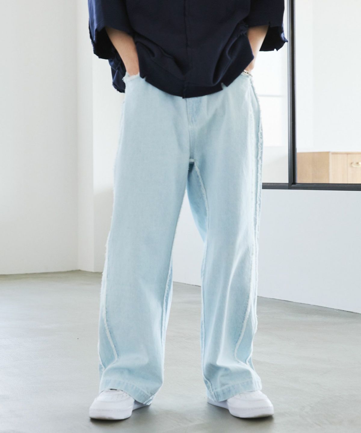 OPENING ACT ]サイドフリンジワイドストレートデニム | OPENING ACT