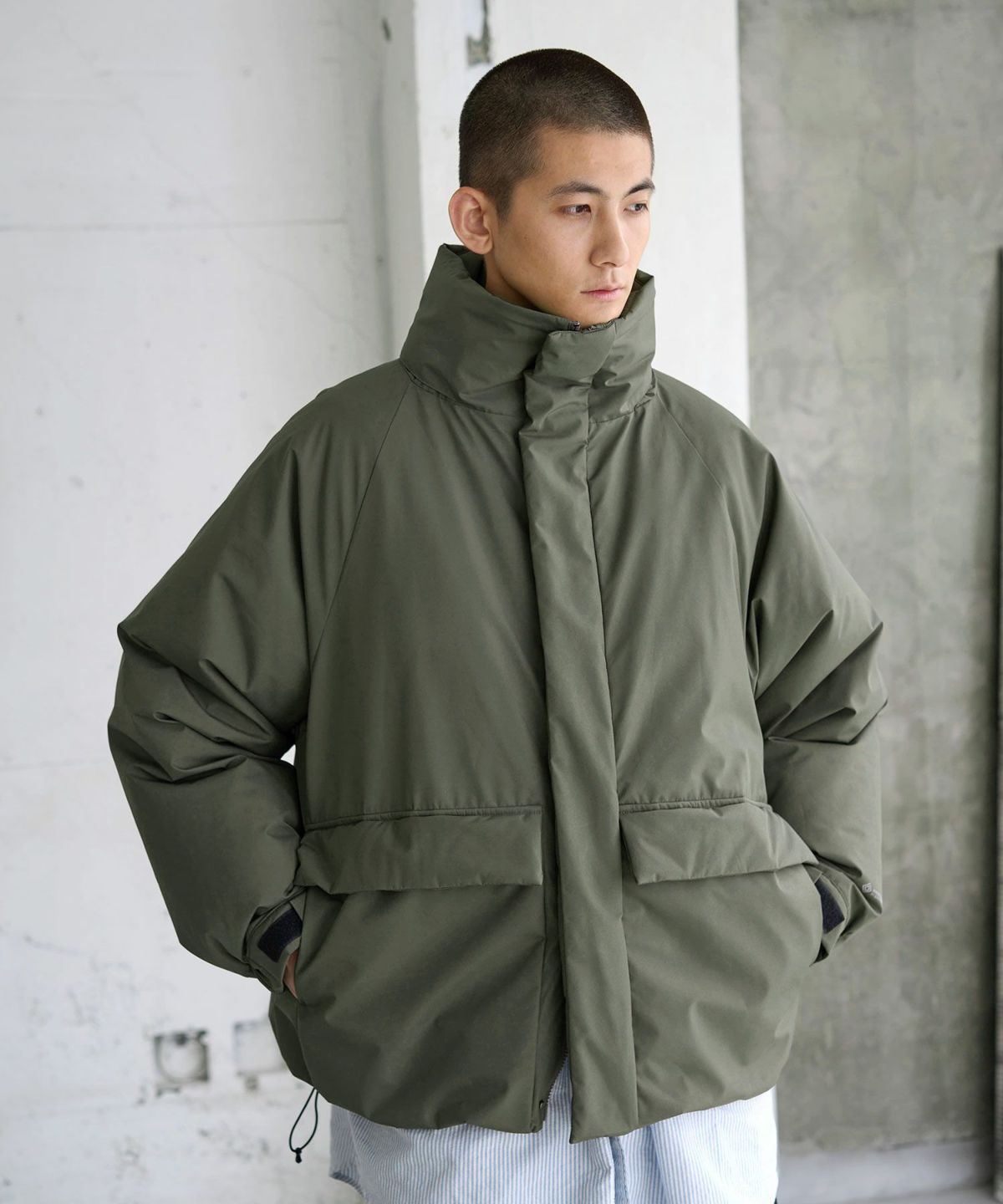 [OPENING ACT×+phenix] WINDSTOPPER by GORE?TEX lab ハイネックシティ600フィルパワーダウンジャケット