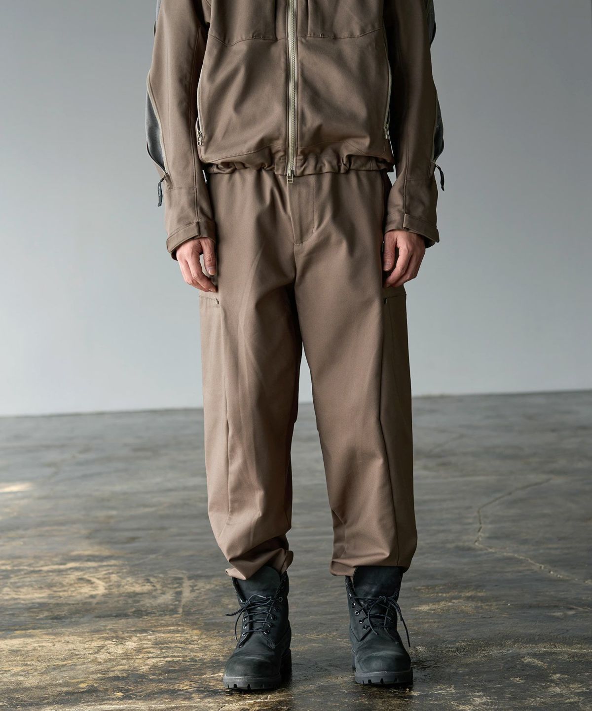 パンツ ROTOL TWIST ZIP TECK TRACK PANTS 通販] ROTOL(ロトル) TWIST ZIP TECH TRACK PANTS 商品ページ