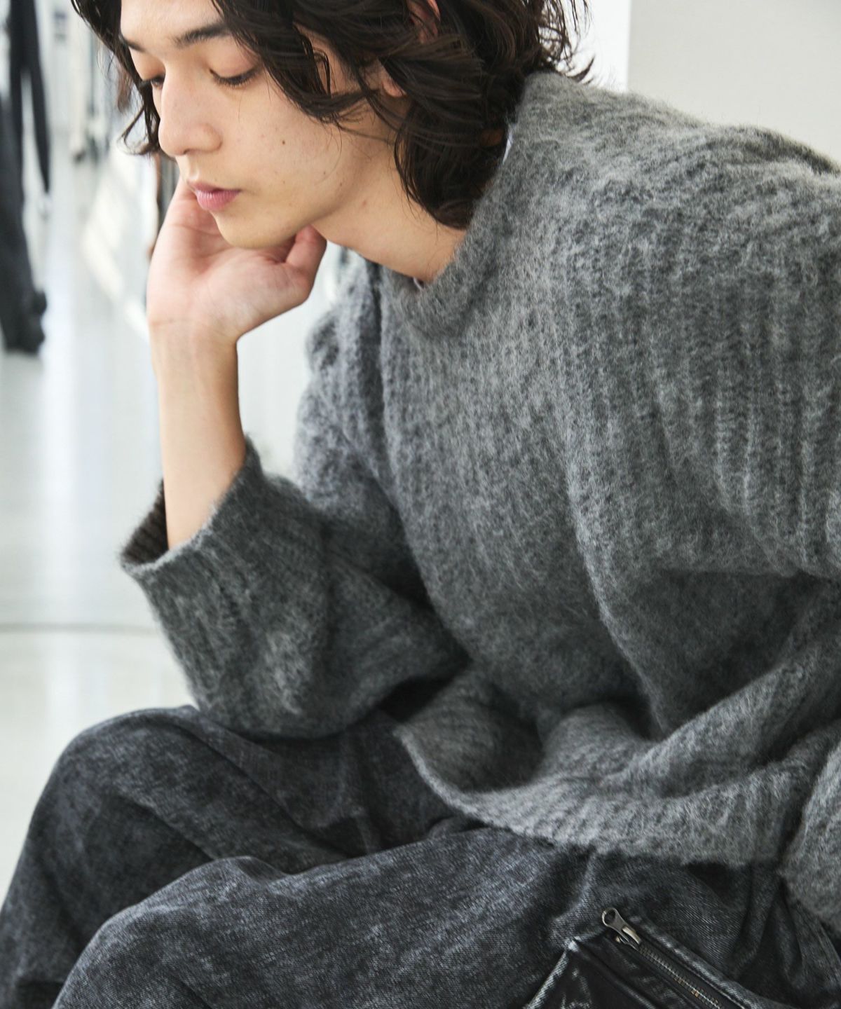 Aaaaさま 専用＊美品＊アパルトモン ショートクルーネックニット OPENING ACT] モヘアミックスショートレングスクルーネックニット