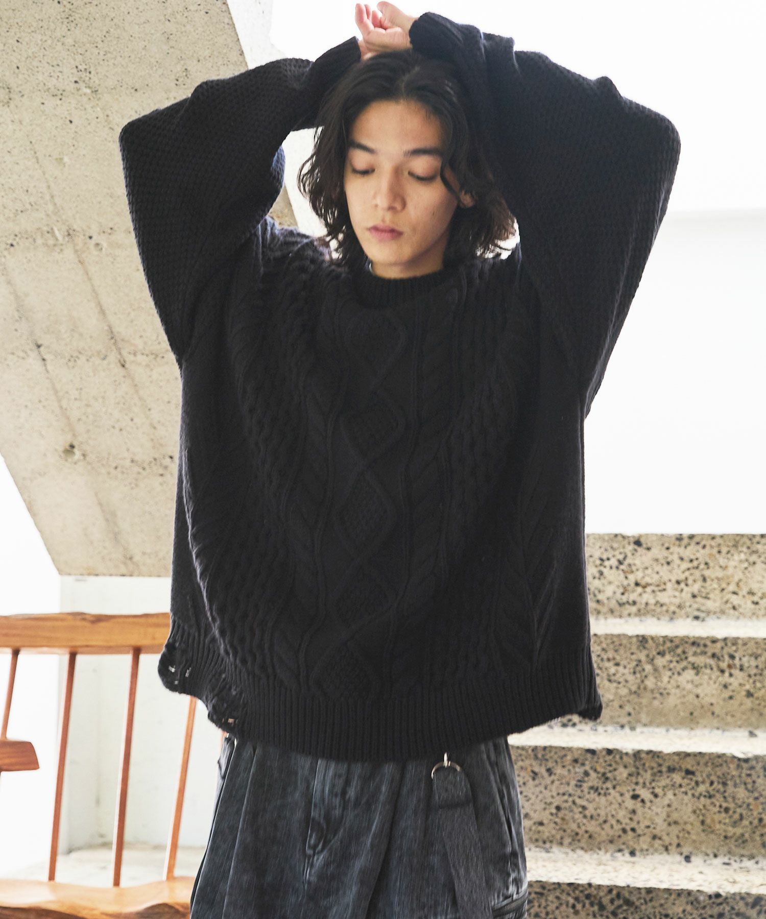 VICTIM × OPENING ACT] Exclusive-DAMEGE CABLE KNIT | OPENING ACT 