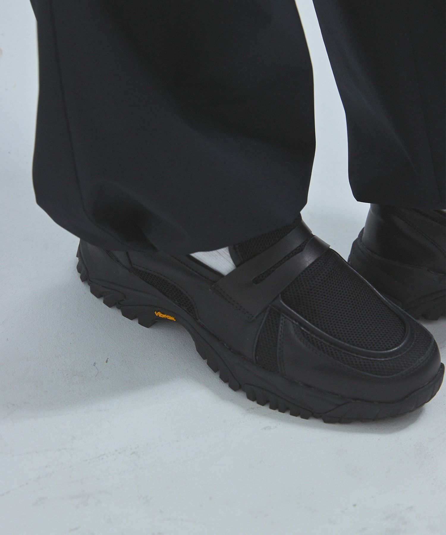 VIBRAM×OPENING ACT] ボリュームVIBRAMソールメッシュ×リアルレザー 