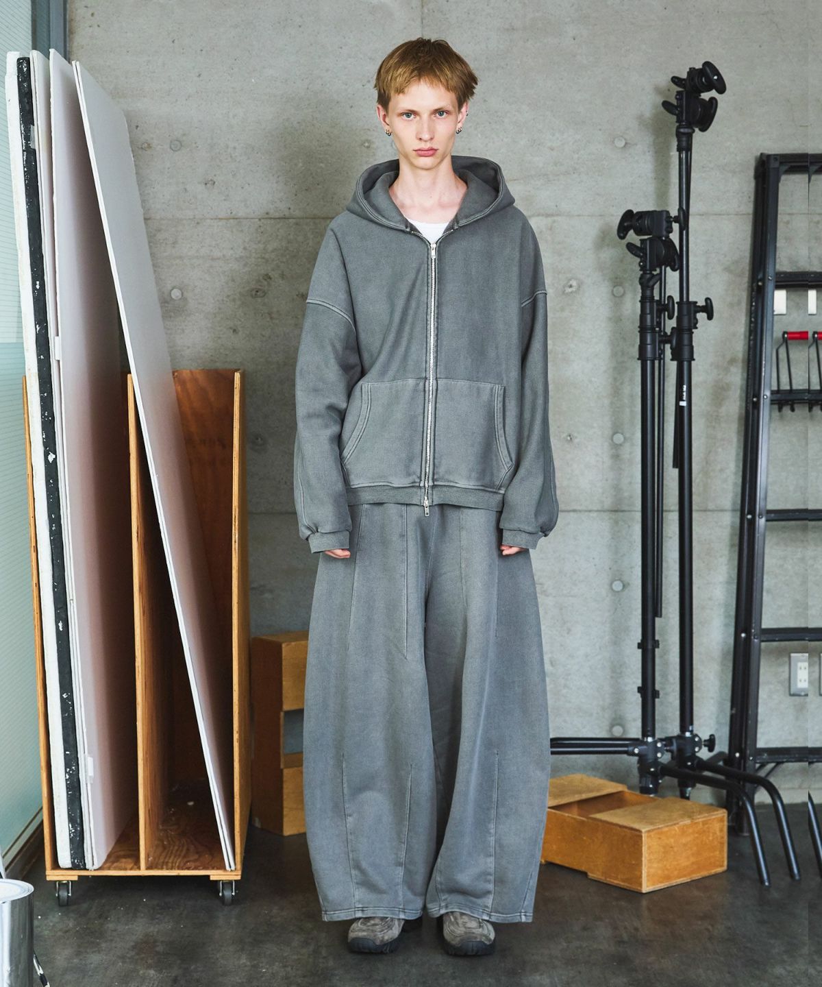 OPENING ACT] 530Gヘヴィーオンスコットン裏毛ショートレングスジップ