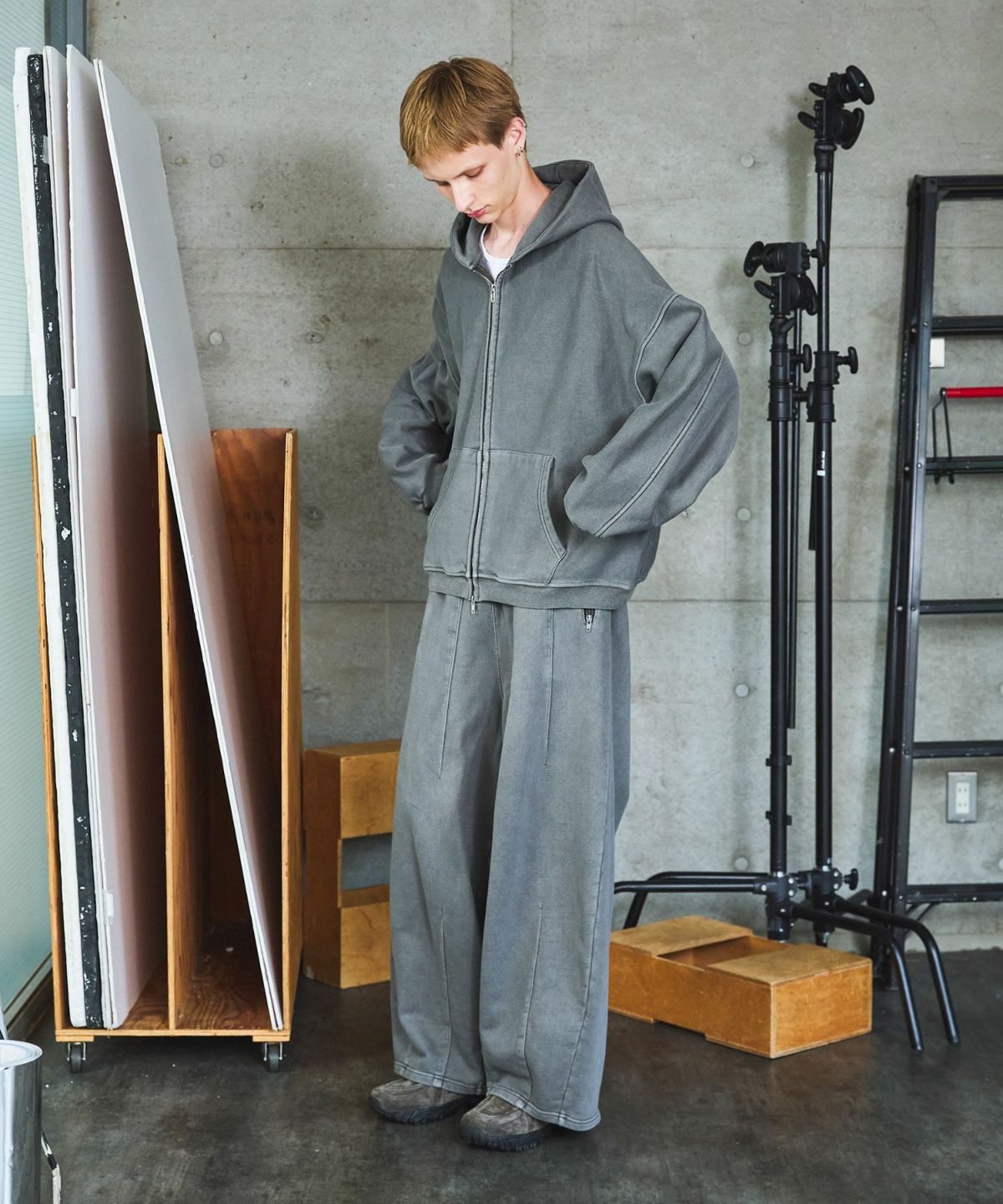 OPENING ACT] 530Gヘヴィーオンスコットン裏毛ショートレングスジップ