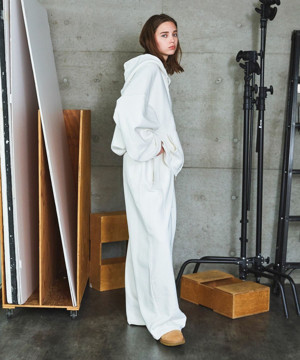 Hook Ups スウェット 白 2025年最新】hook ups スウェットの人気アイテム - メルカリ