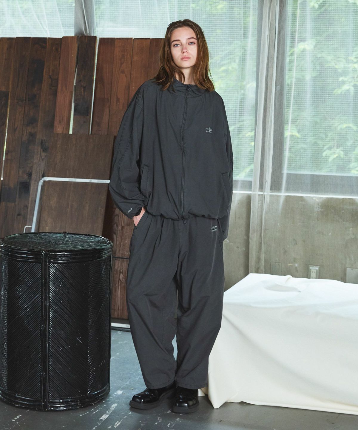 本日限定　UMBRO OPENING ACT セットアップ UMBRO×OPENING ACT] baggy jogger pants | OPENING ACT