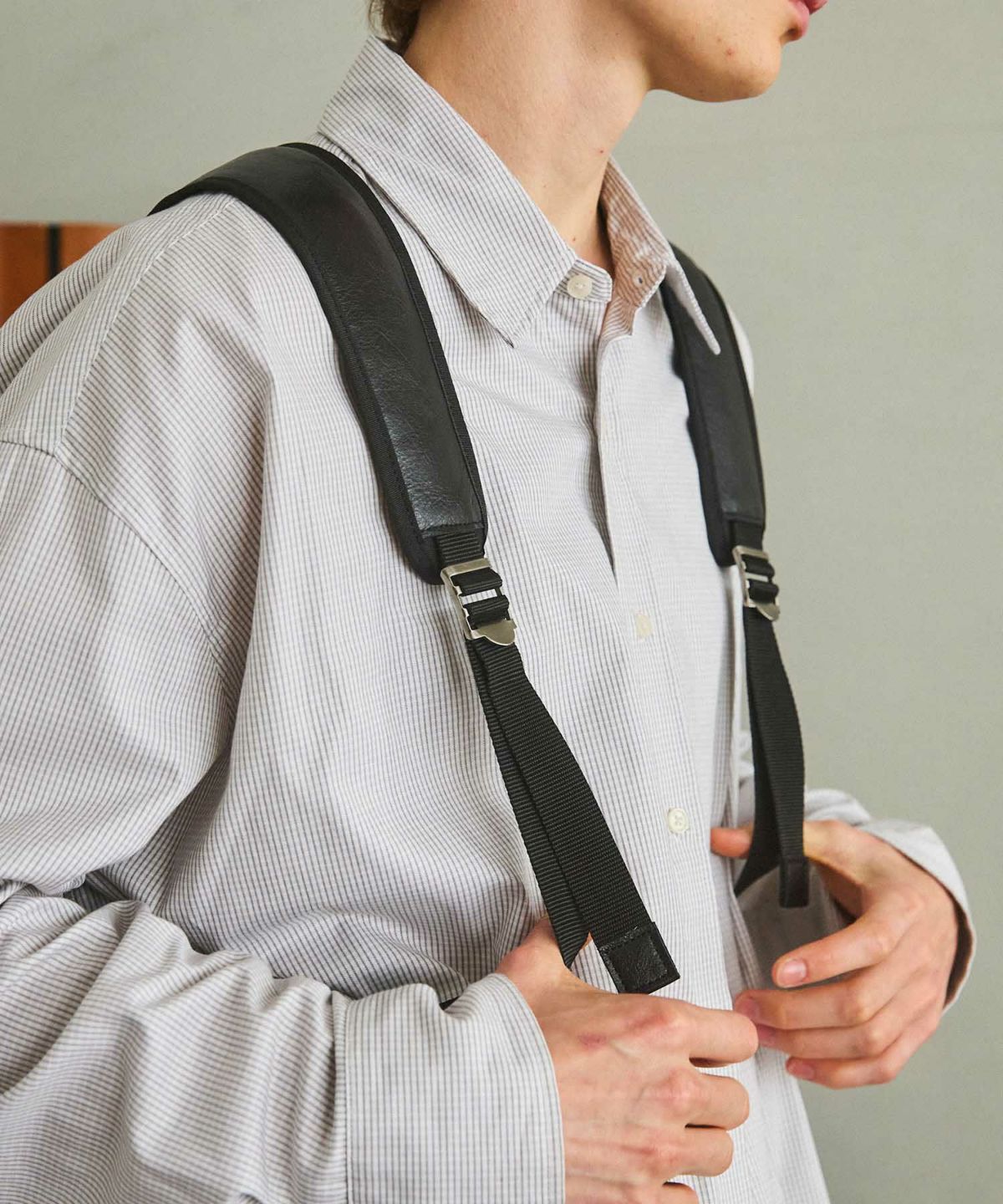 OPENING ACT] MADE in JAPAN レザーパーツシンプルバックパック