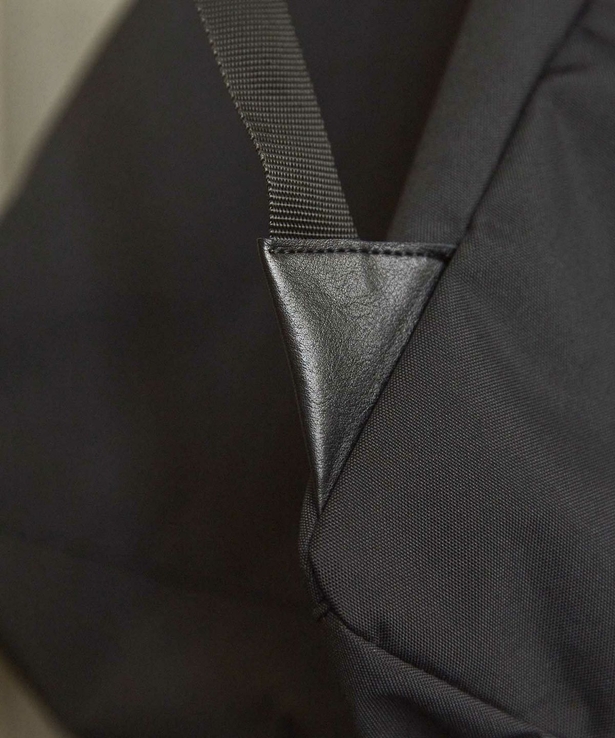 OPENING ACT] MADE in JAPAN レザーパーツシンプルバックパック