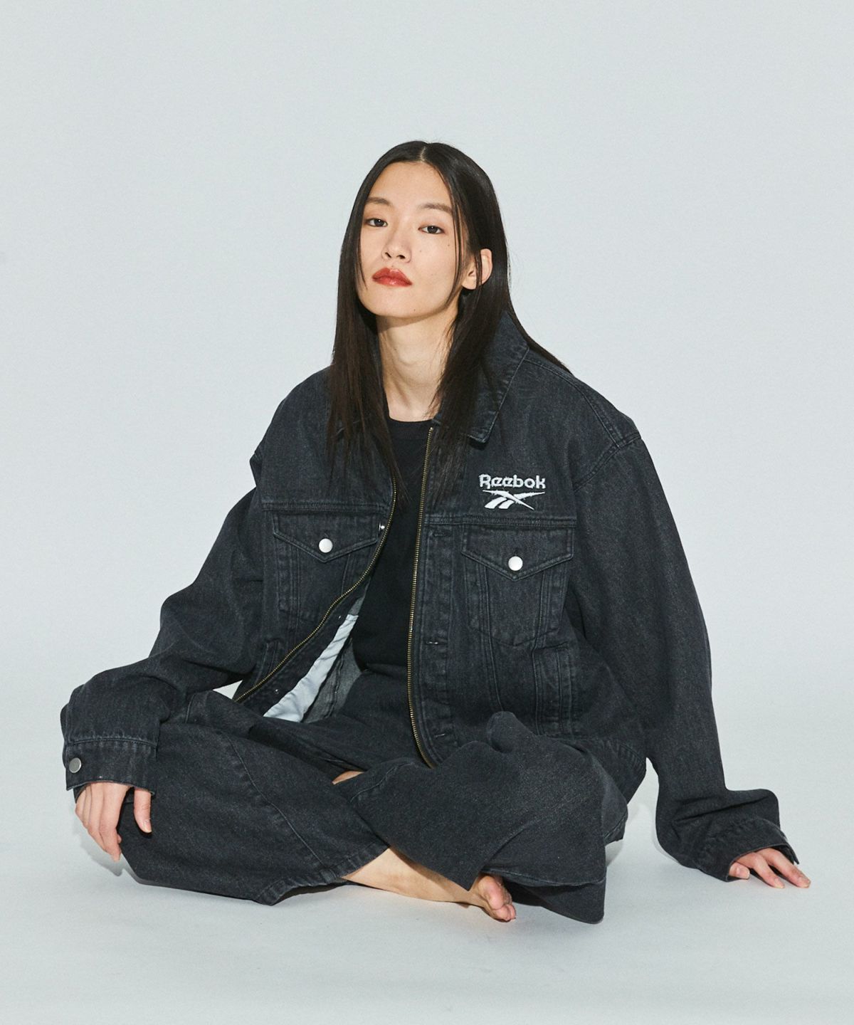 Reebok] デニムトラッカージップアップジャケット 〓予約販売・2026年3