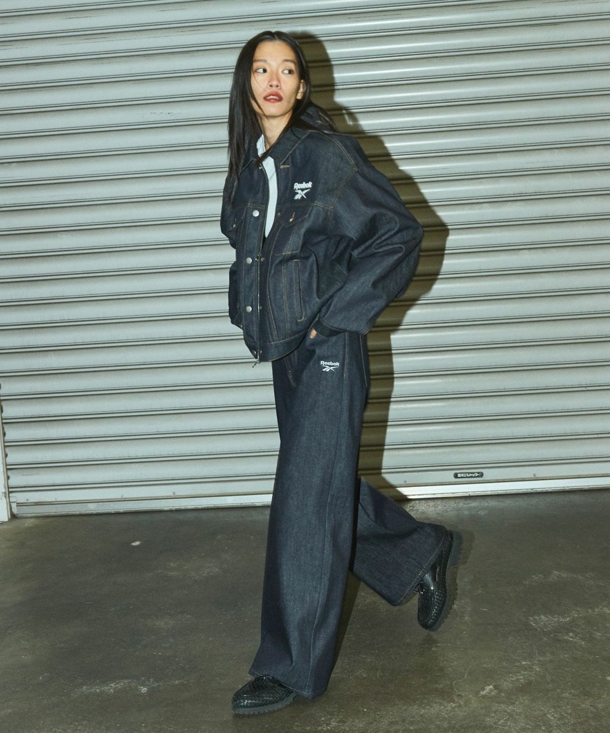 Reebok] デニムトラッカージップアップジャケット 〓予約販売・2026年3