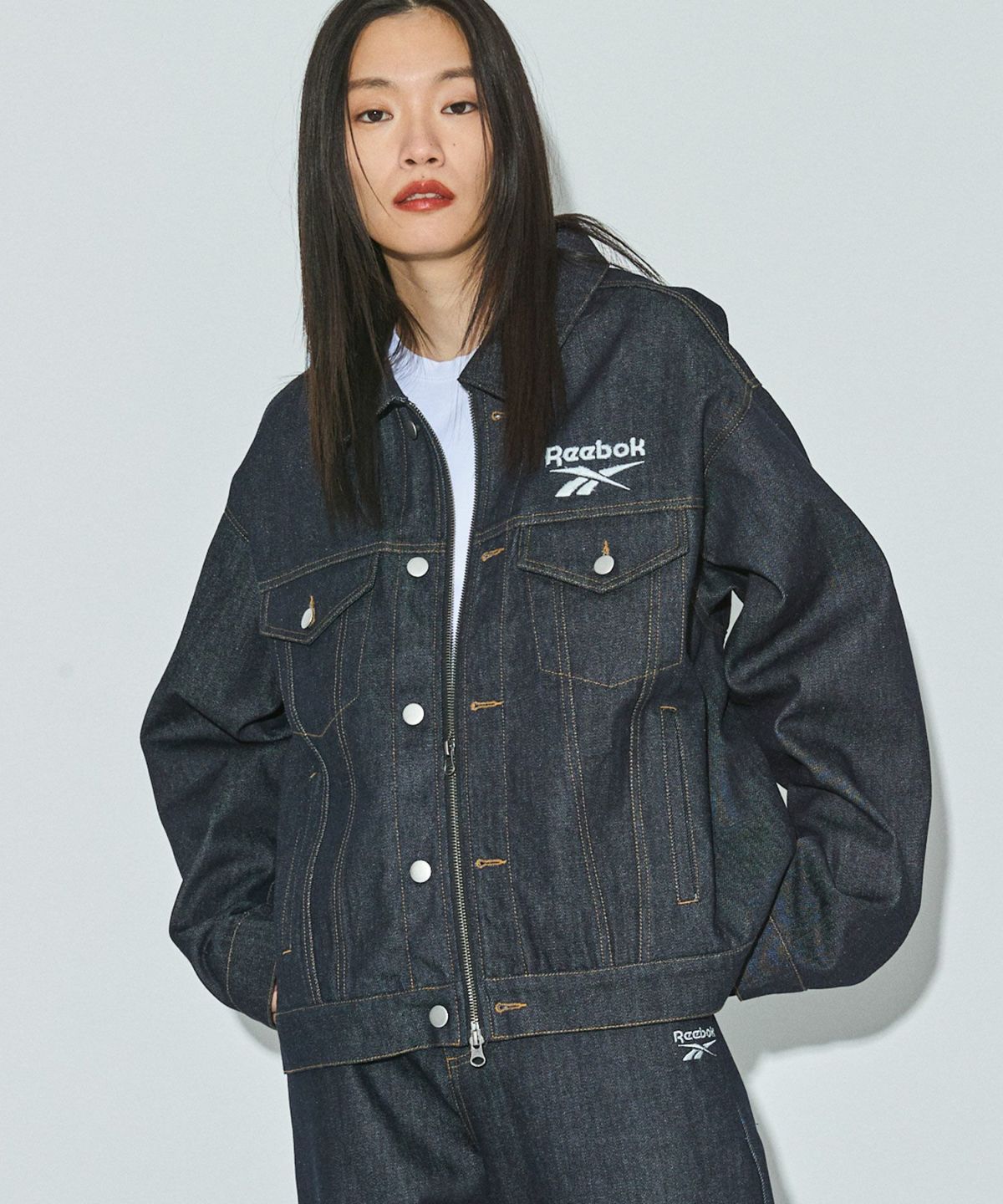 Reebok] デニムトラッカージップアップジャケット 〓予約販売・2026年3