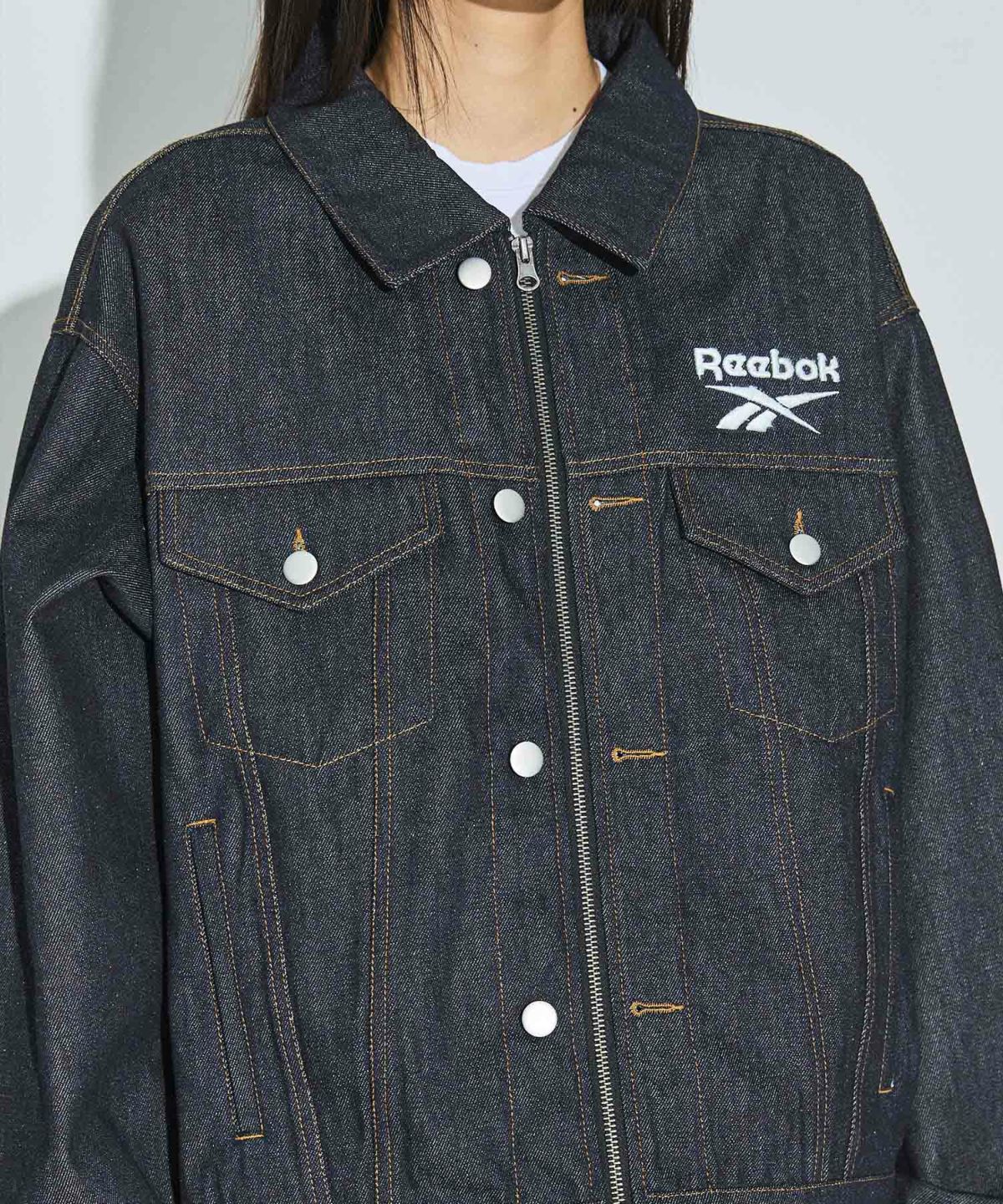 Reebok] デニムトラッカージップアップジャケット 〓予約販売・2026年3